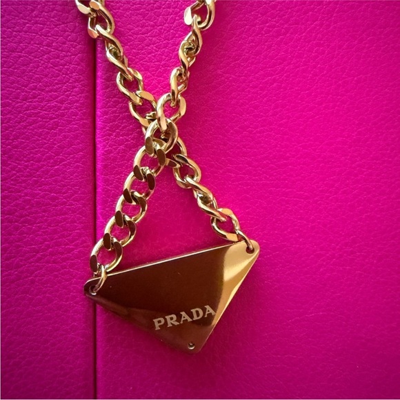 Prada repurposed gold necklace - Picture 4 of 4